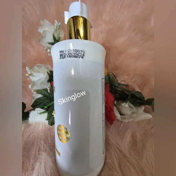 Skin Doctor Paris organic Glow face and body lotion. - Picture 2 of 2